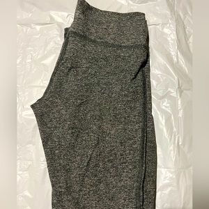 Fleo Heather Gray Apex Leggings, Size Small
